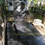 Цоколь из гранита