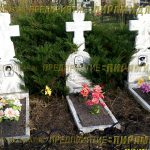 Памятник из гранита.Крест
