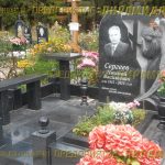 Скульптурные памятники из гранита