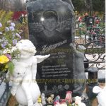 Скульптурные памятники из гранита