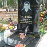 Скульптурные памятники из гранита