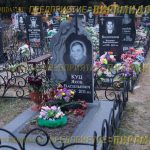 Скульптурные памятники из гранита