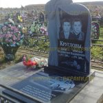 Скульптурные памятники из гранита
