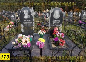 Фигурные памятники из гранита