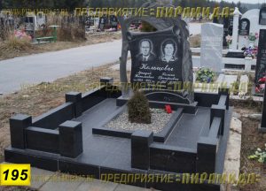 Фигурные памятники из гранита