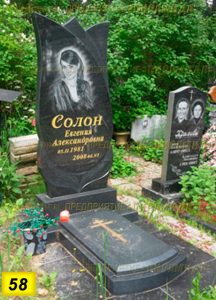 Фигурные памятники из гранита