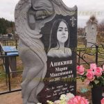 Памятник из гранита.Портрет
